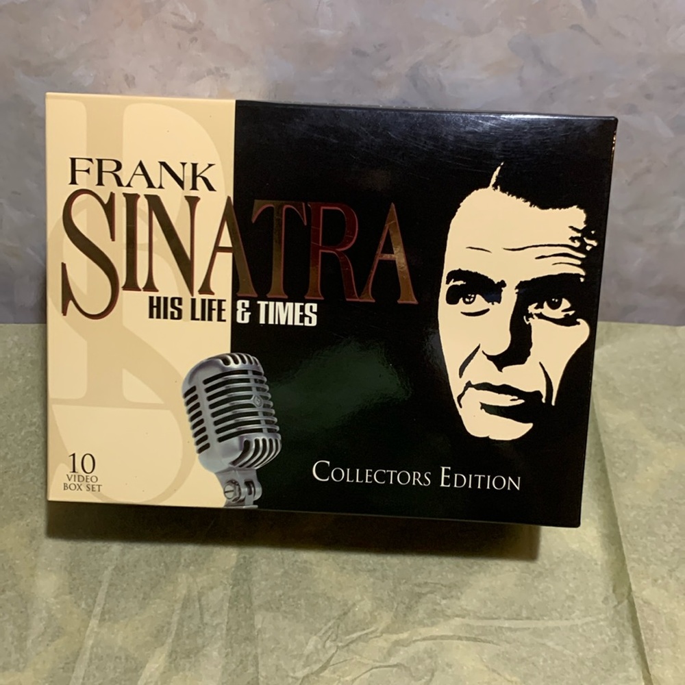 Sinatra HIS LIFE AND TIMES COLLECTORS EDITION VHS TAPES